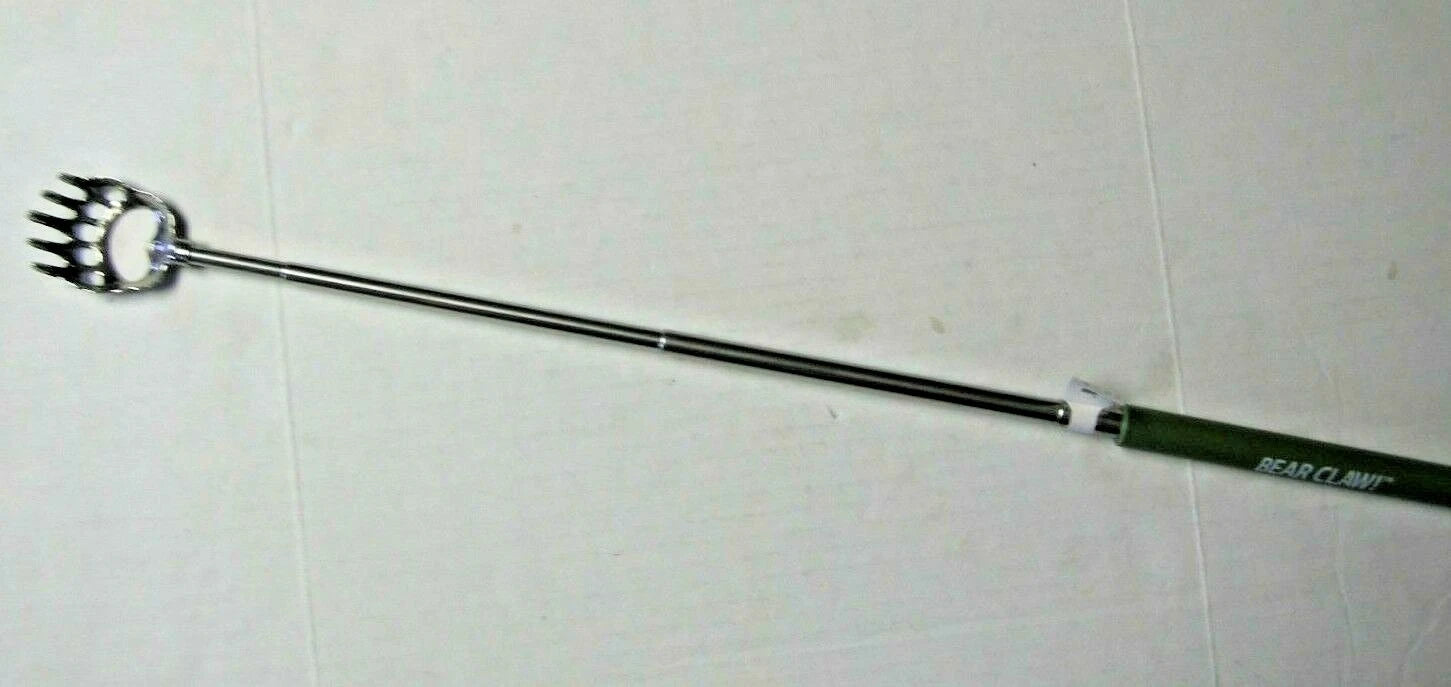 Back Scratcher, Extendable Bear Claw By DM Merchandising, Green, Brand New