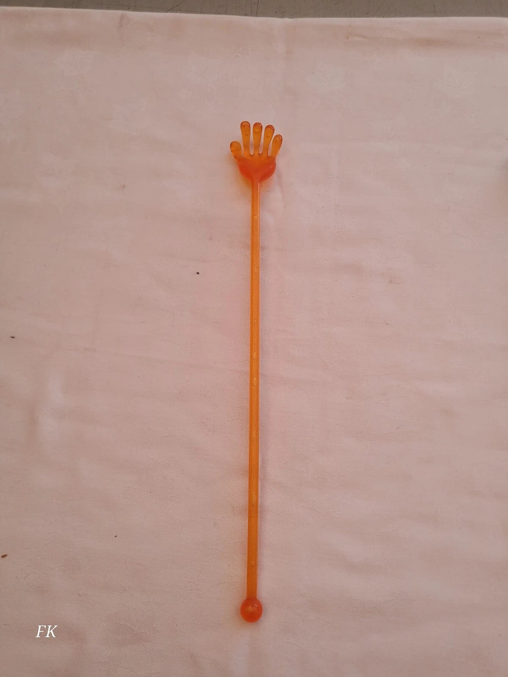 Hand Shape Back Scratcher Long Reach Massager Plastic 38cm Long - Colour Choice