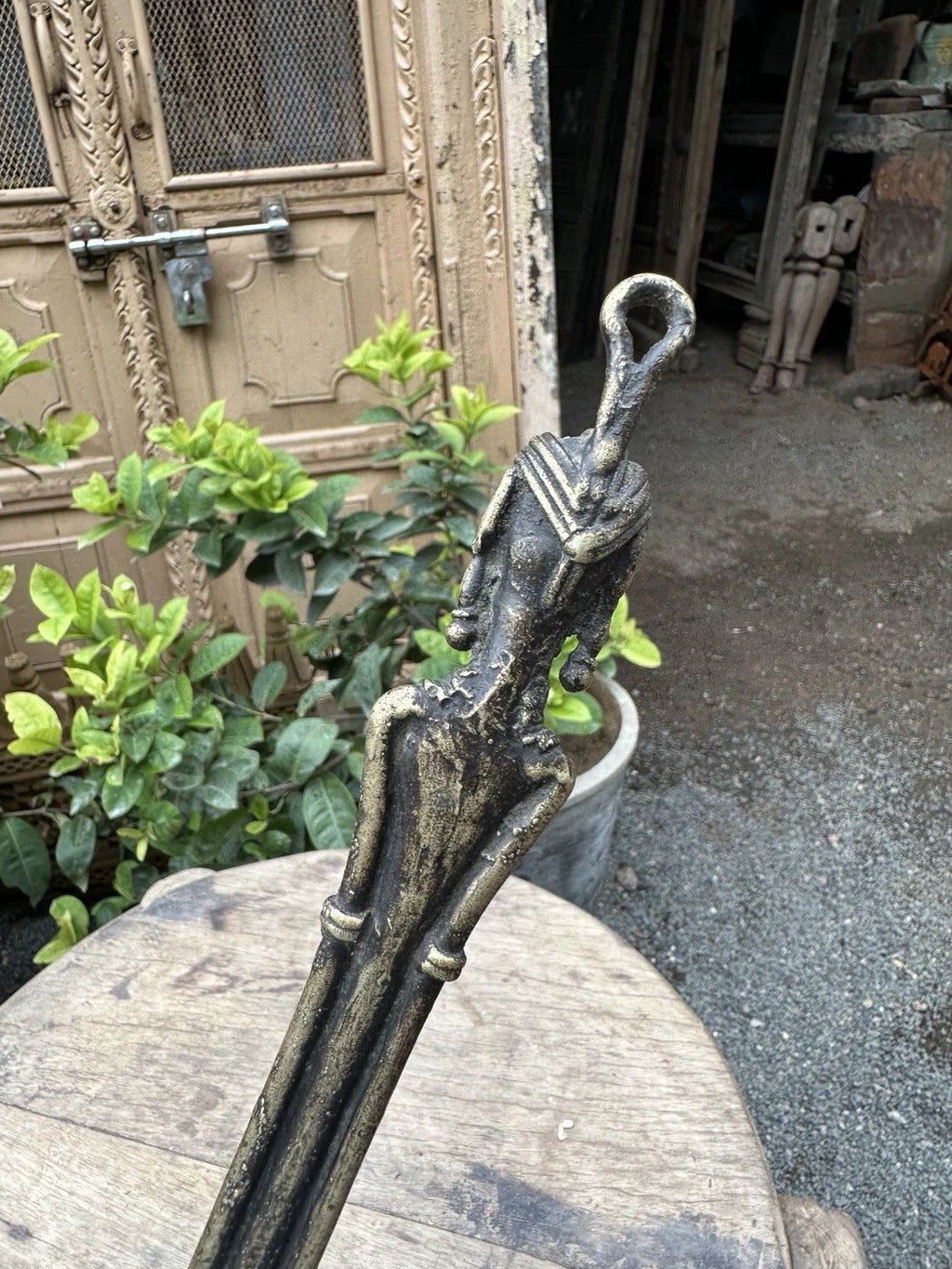 Antique Man Figure Tribal Brass Back Scratcher – Handcrafted Ethnic Rare Old