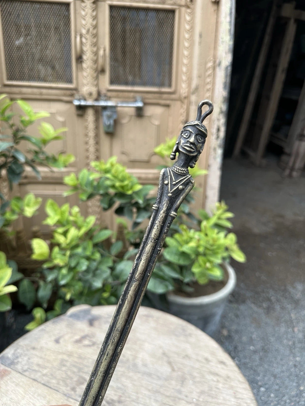 Antique Man Figure Tribal Brass Back Scratcher – Handcrafted Ethnic Rare Old