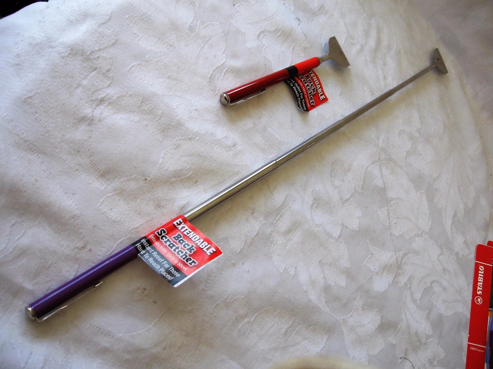 Telescopic Extendable Back Scratcher Massage Claw Metal Pen Clip Pocket Handbag