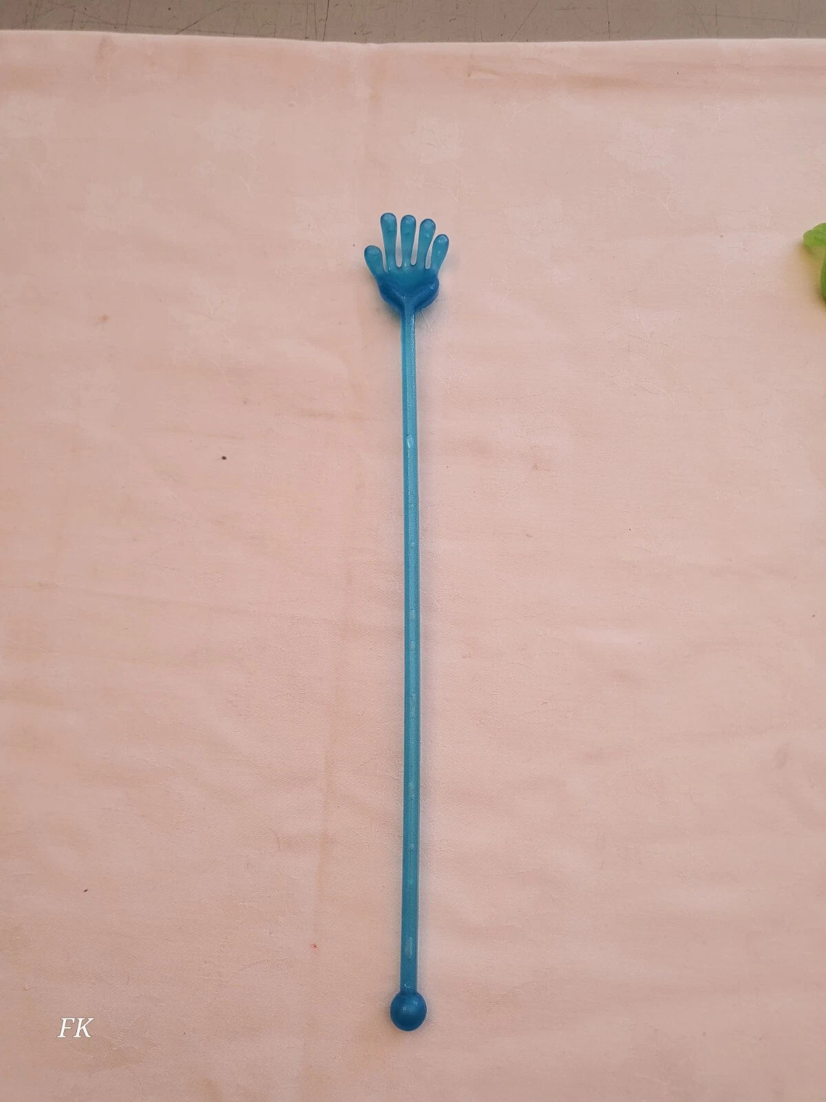 Hand Shape Back Scratcher Long Reach Massager Plastic 38cm Long - Colour Choice
