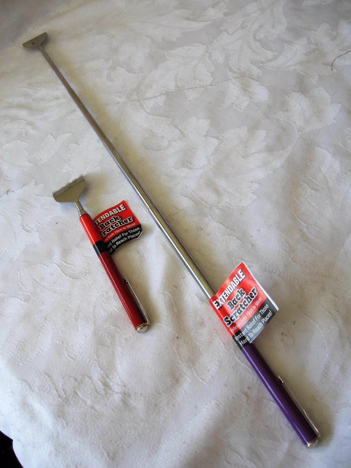Telescopic Extendable Back Scratcher Massage Claw Metal Pen Clip Pocket Handbag