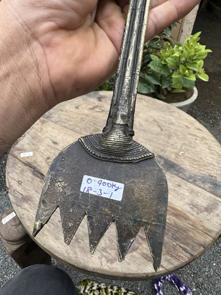 Antique Man Figure Tribal Brass Back Scratcher – Handcrafted Ethnic Rare Old