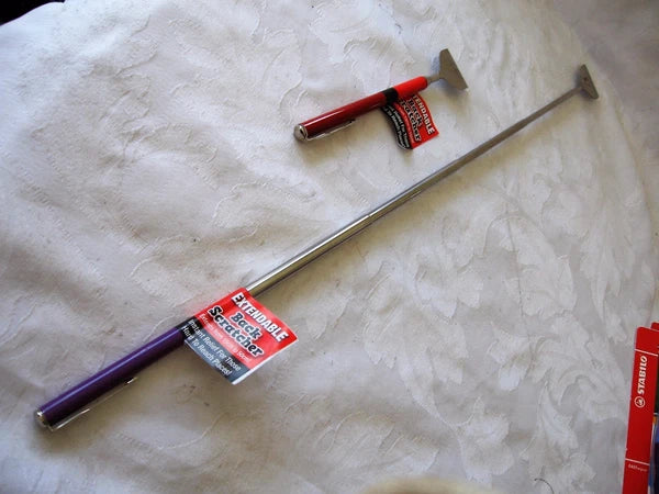 Telescopic Extendable Back Scratcher Massage Claw Metal Pen Clip Pocket Handbag